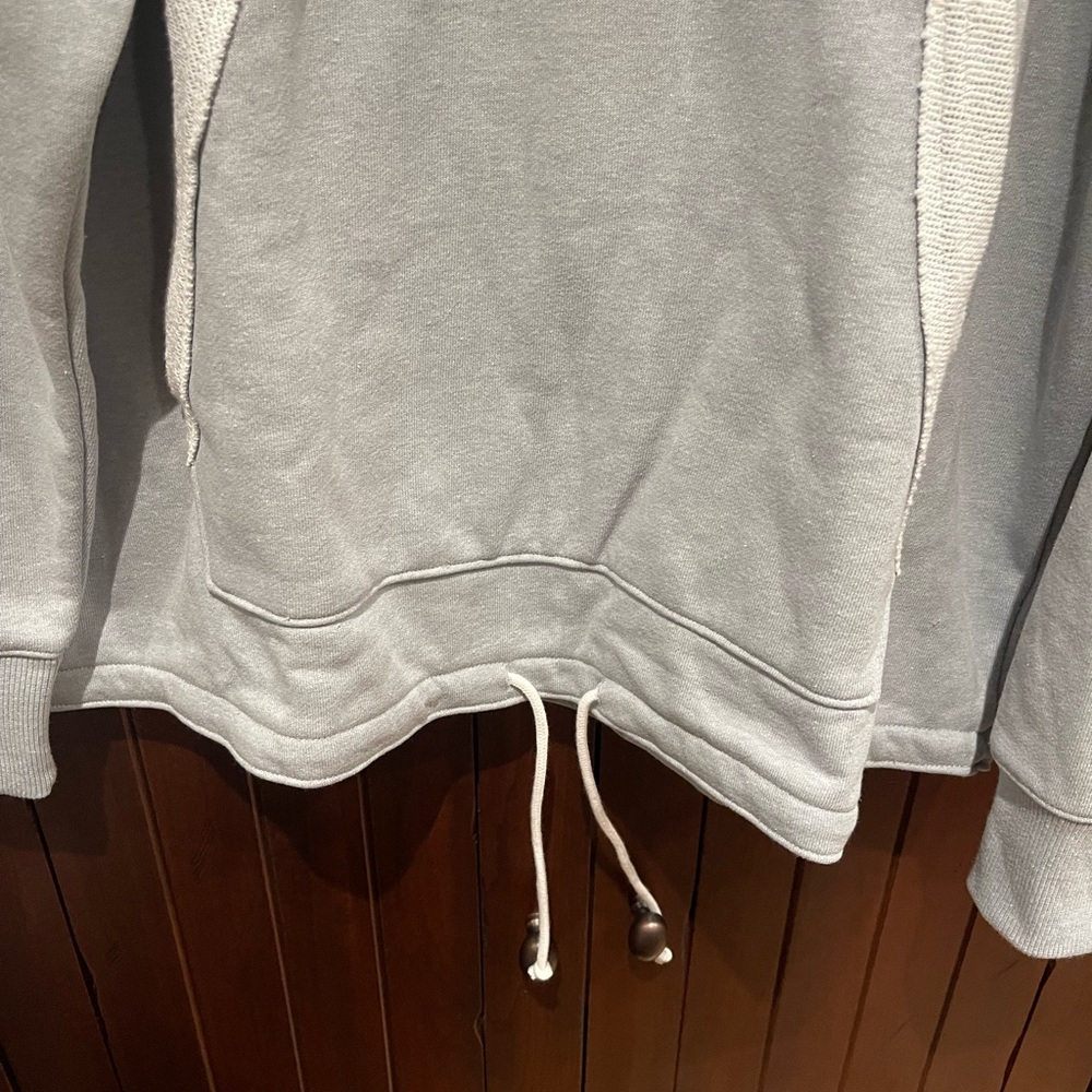 Under Armour sweat shirt - Picture 3 of 6
